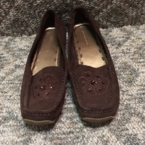 Predictions brown suede flats size 71/2 - Picture 2 of 8